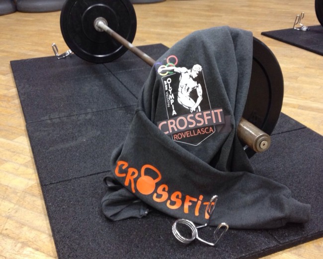 In palestra il tappeto antiurto crossfit è indispensabile.